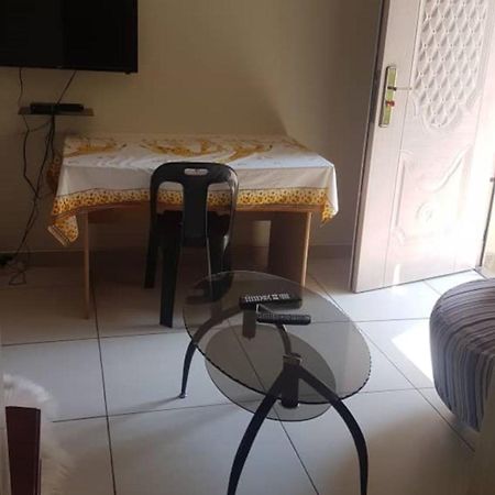 Carlcyn Homestay Gaborone Luaran gambar