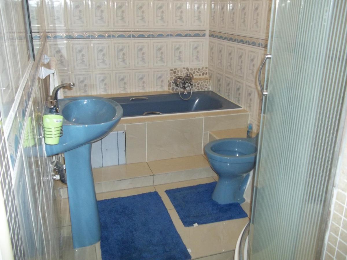 Carlcyn Homestay Gaborone Luaran gambar